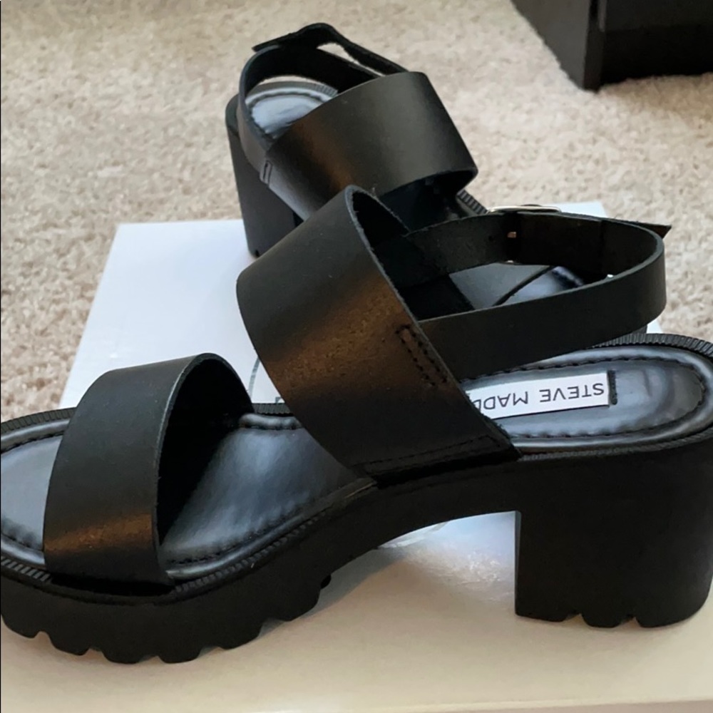 Black Steve Madden platform shoes